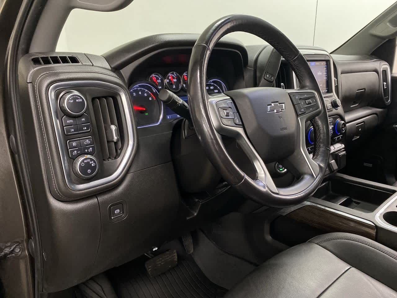 Thumbnail: 2022 Chevrolet Silverado 1500 - 2