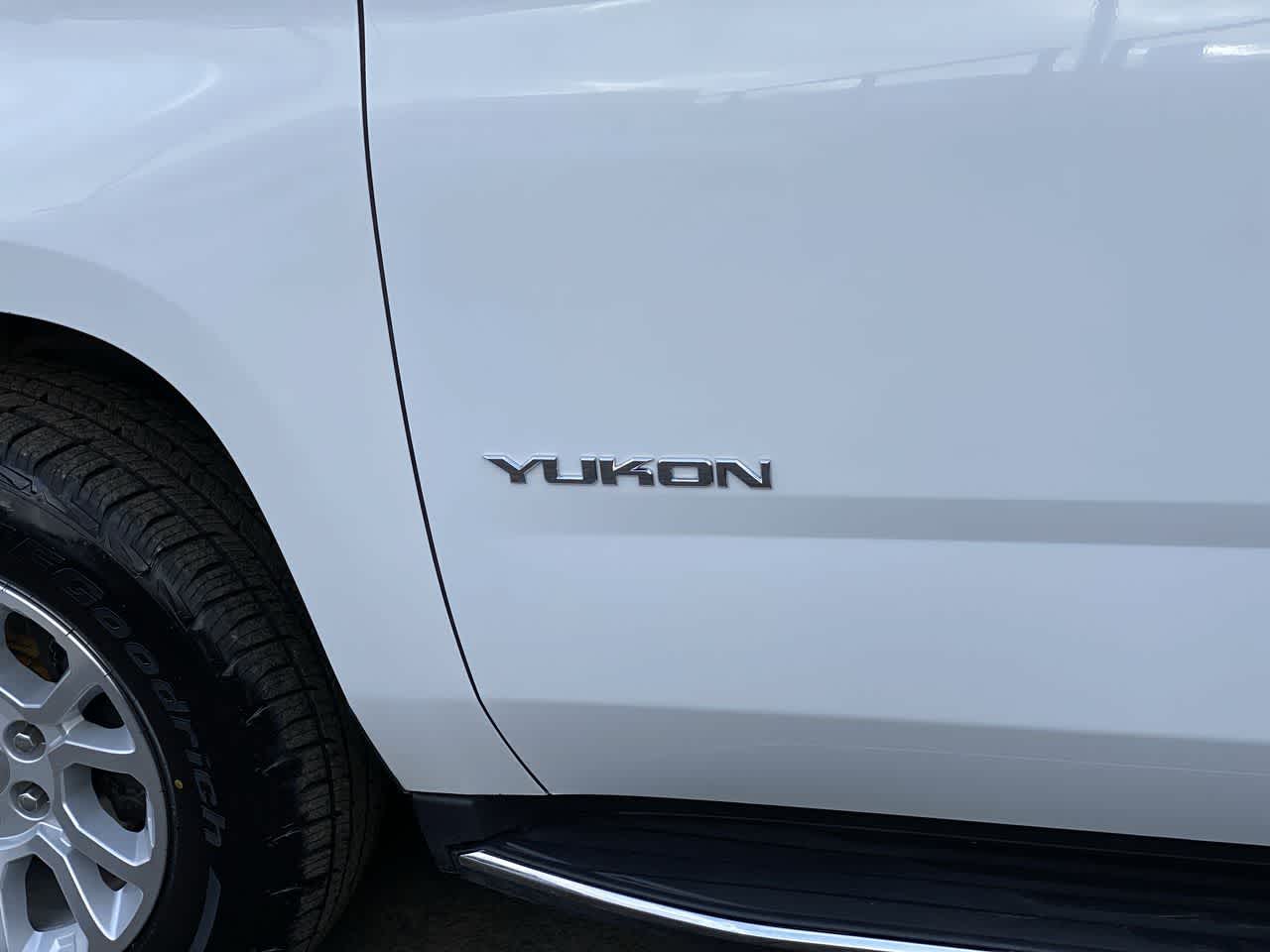 Thumbnail: 2019 GMC Yukon - 10