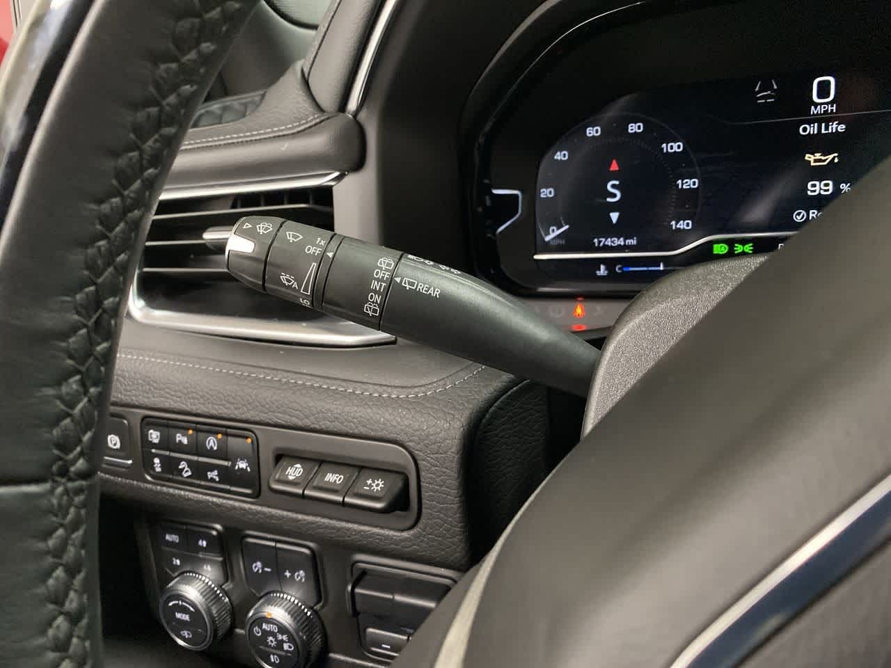 Thumbnail: 2024 GMC Yukon - 22