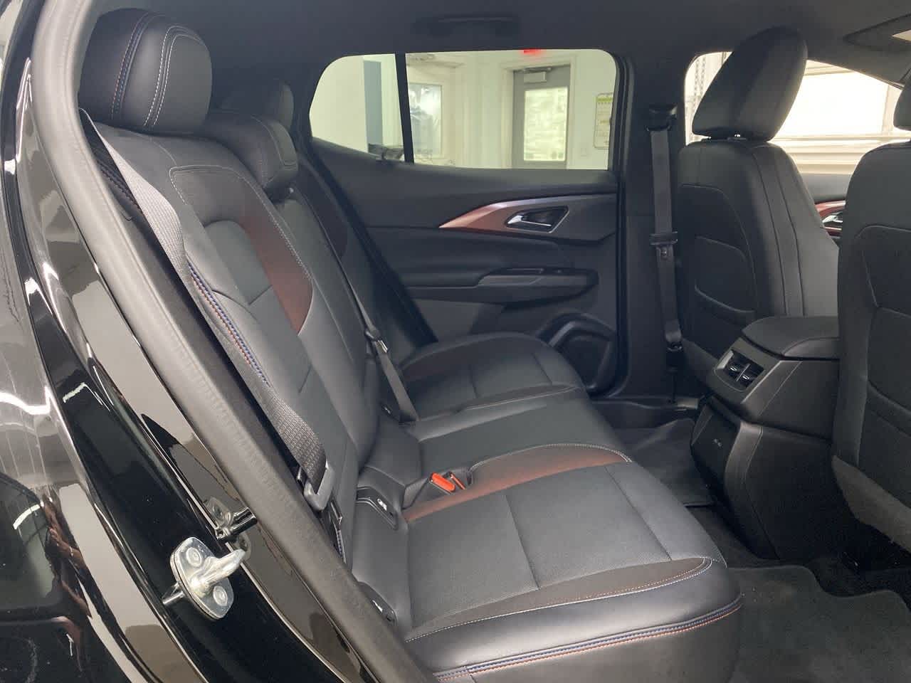 Thumbnail: 2024 Chevrolet Equinox - 19