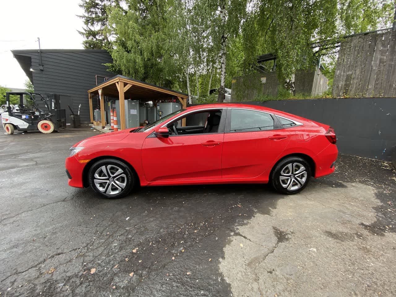 Thumbnail: 2016 Honda Civic - 3