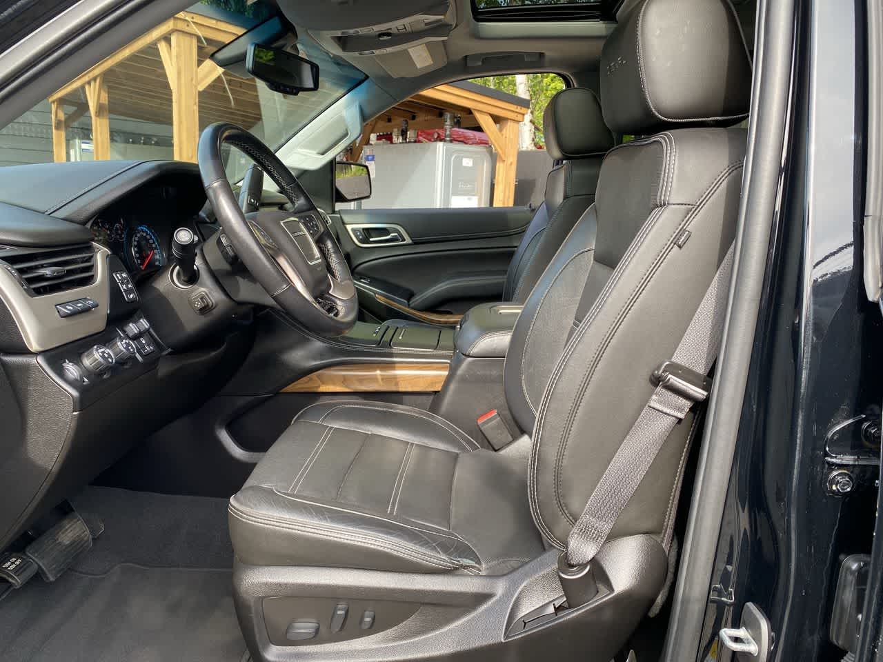 Thumbnail: 2019 GMC Yukon XL - 13