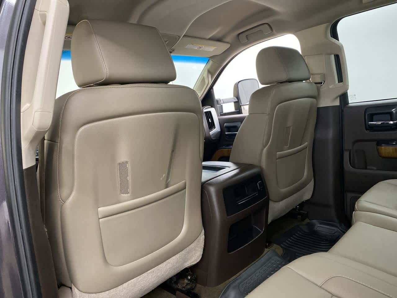 Thumbnail: 2015 GMC Sierra 3500 - 16