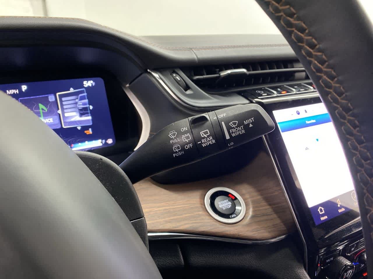 Thumbnail: 2023 Jeep Grand Cherokee - 23