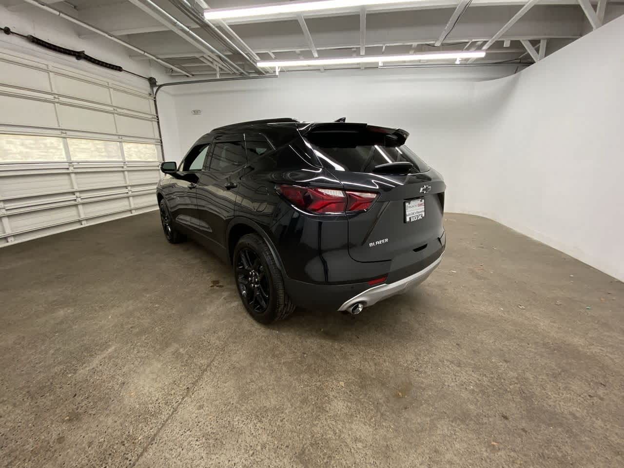 Thumbnail: 2019 Chevrolet Blazer - 4