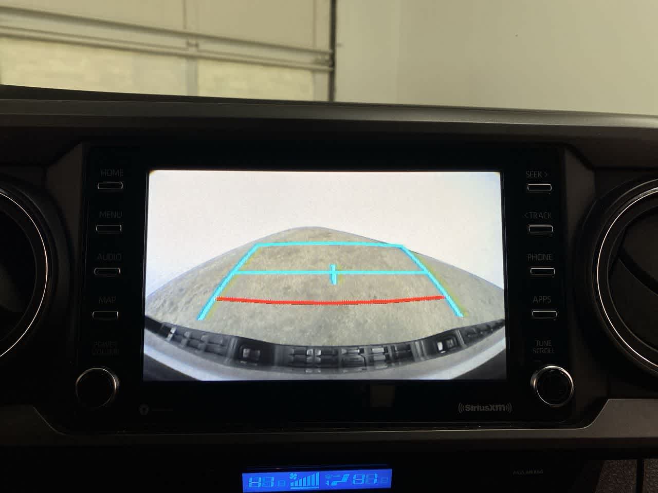 Thumbnail: 2021 Toyota Tacoma - 25