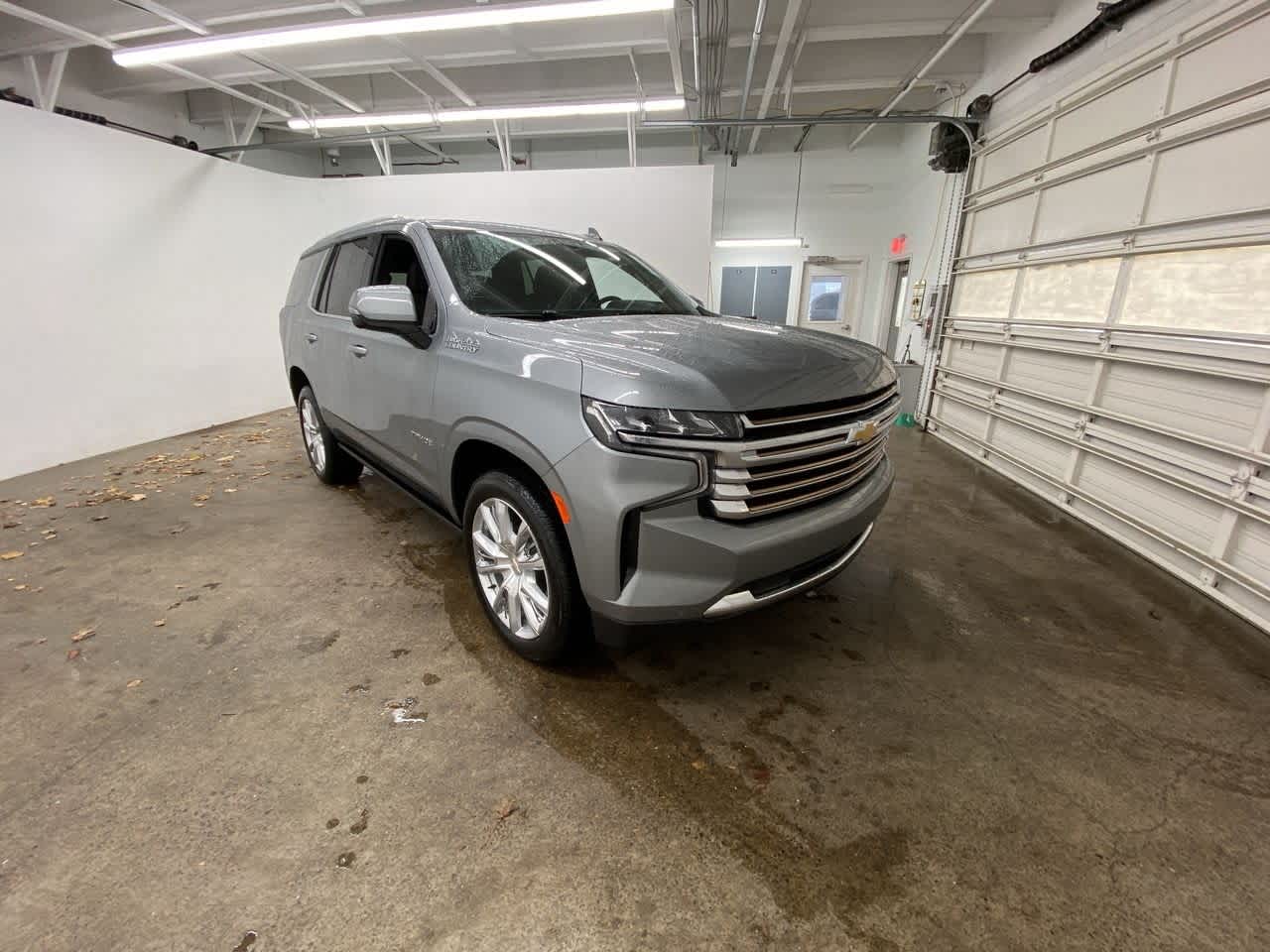 Thumbnail: 2024 Chevrolet Tahoe - 8