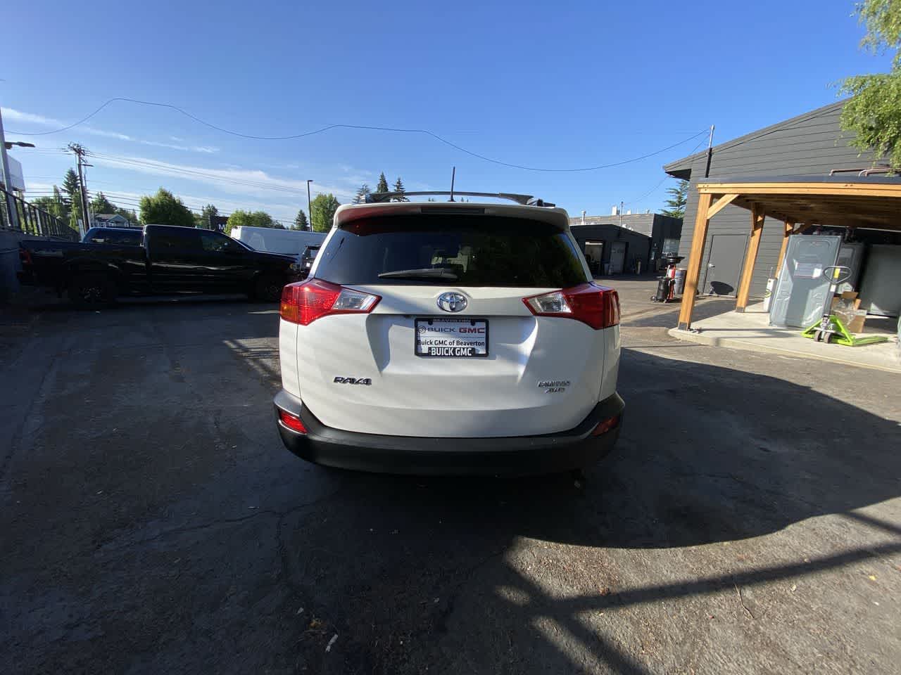 Thumbnail: 2014 Toyota RAV4 - 5