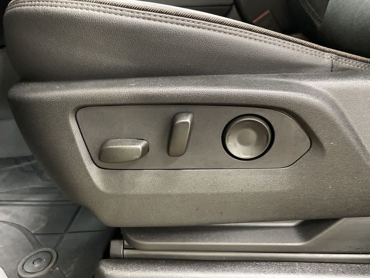 Thumbnail: 2024 Chevrolet Tahoe - 14