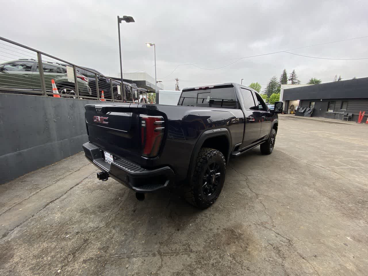 Thumbnail: 2024 GMC Sierra 2500 - 6