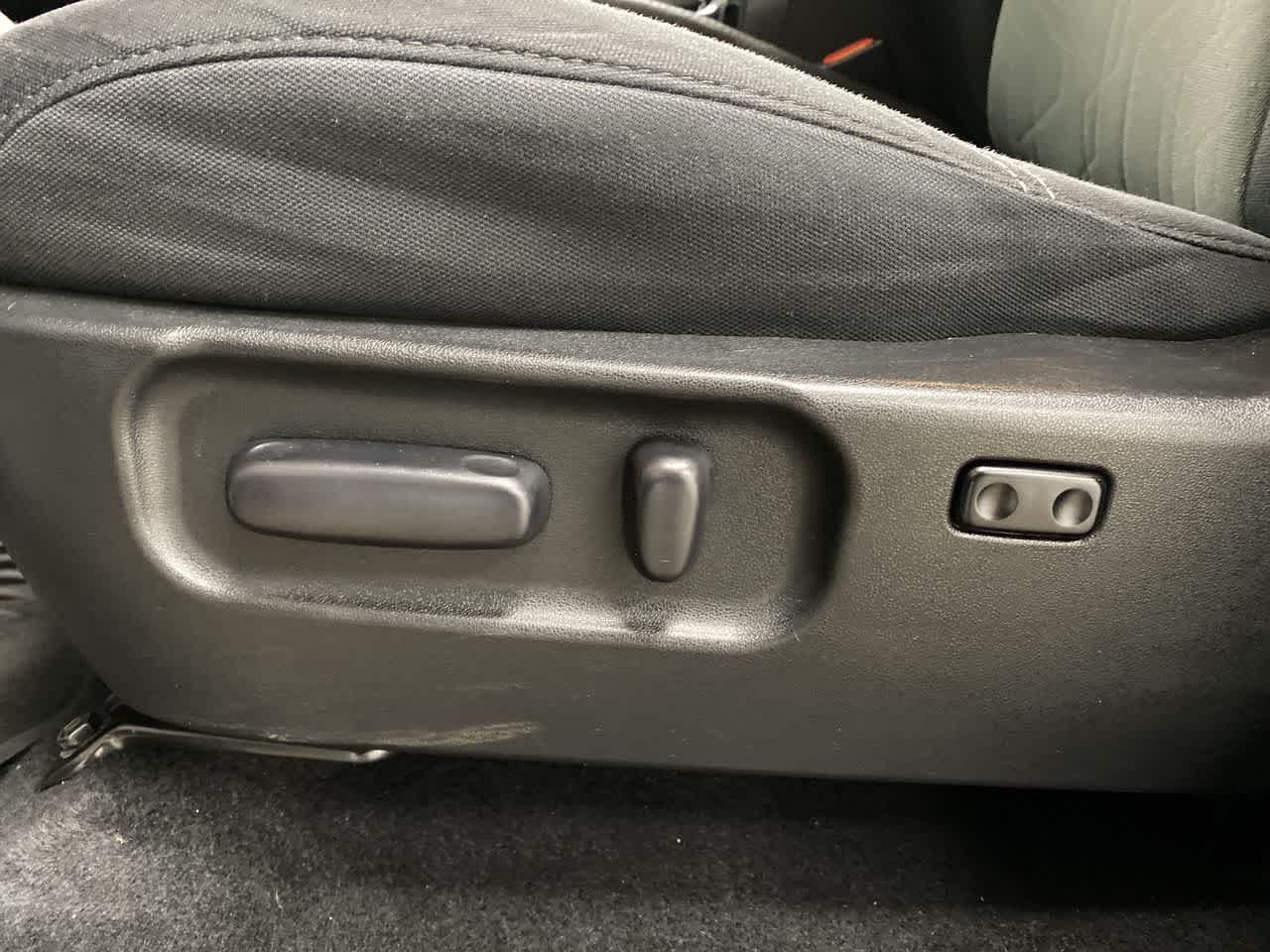 Thumbnail: 2021 Toyota Tacoma - 14