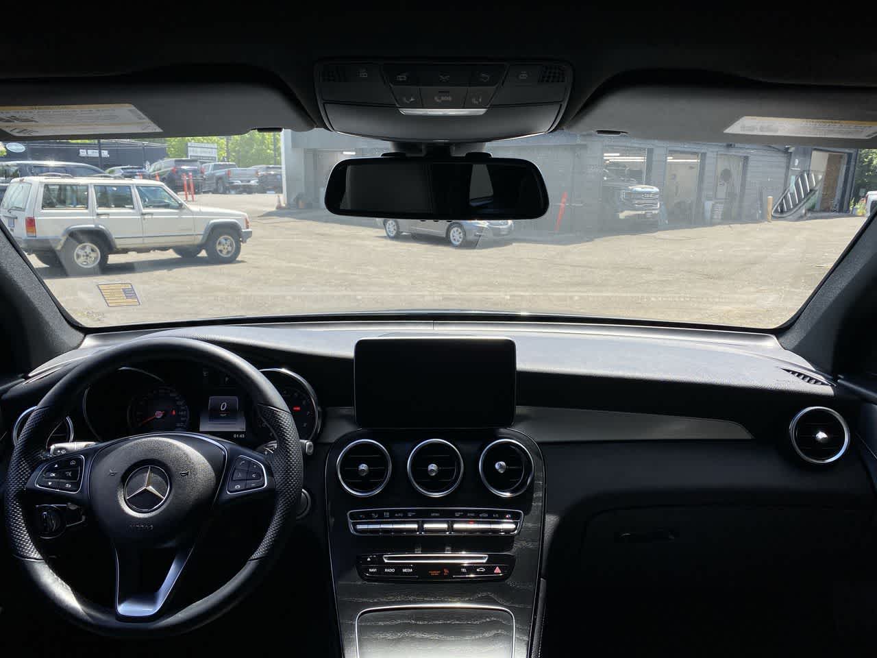Thumbnail: 2019 Mercedes-Benz GLC - 12