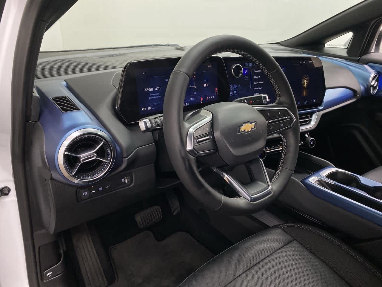 Thumbnail: 2025 Chevrolet Equinox - 2