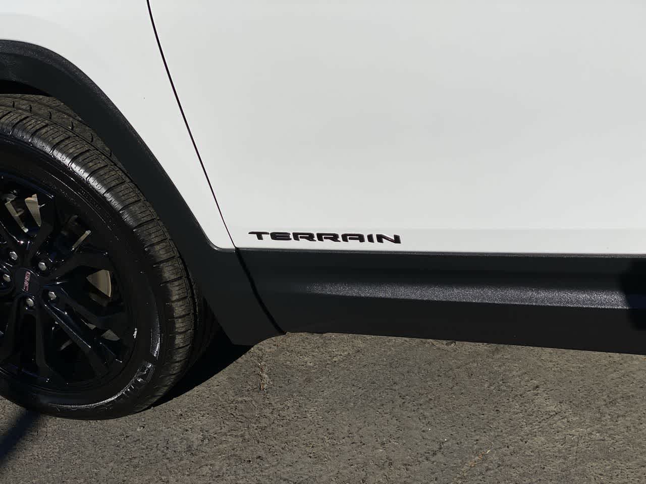 Thumbnail: 2022 GMC Terrain - 10