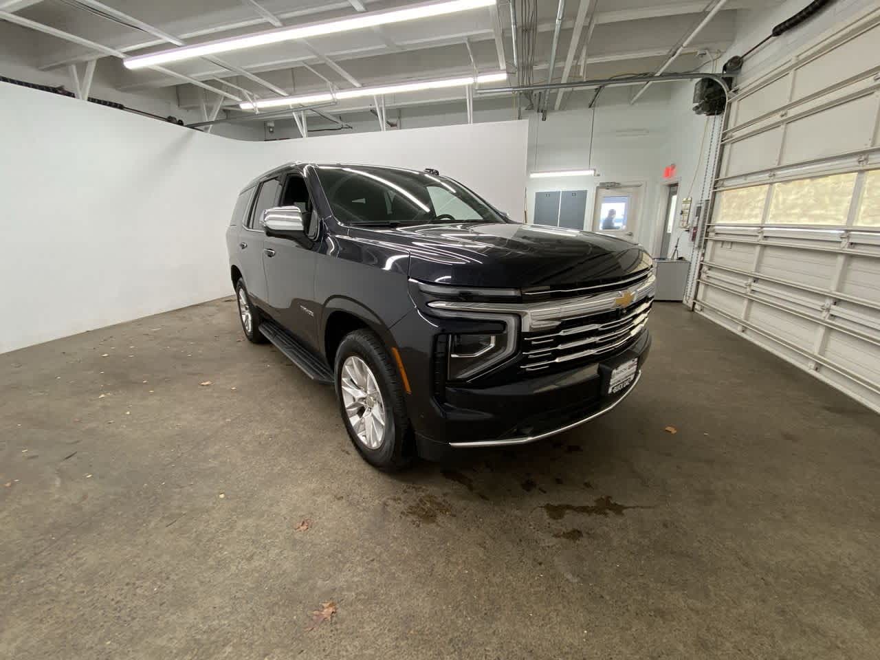 Thumbnail: 2025 Chevrolet Tahoe - 8