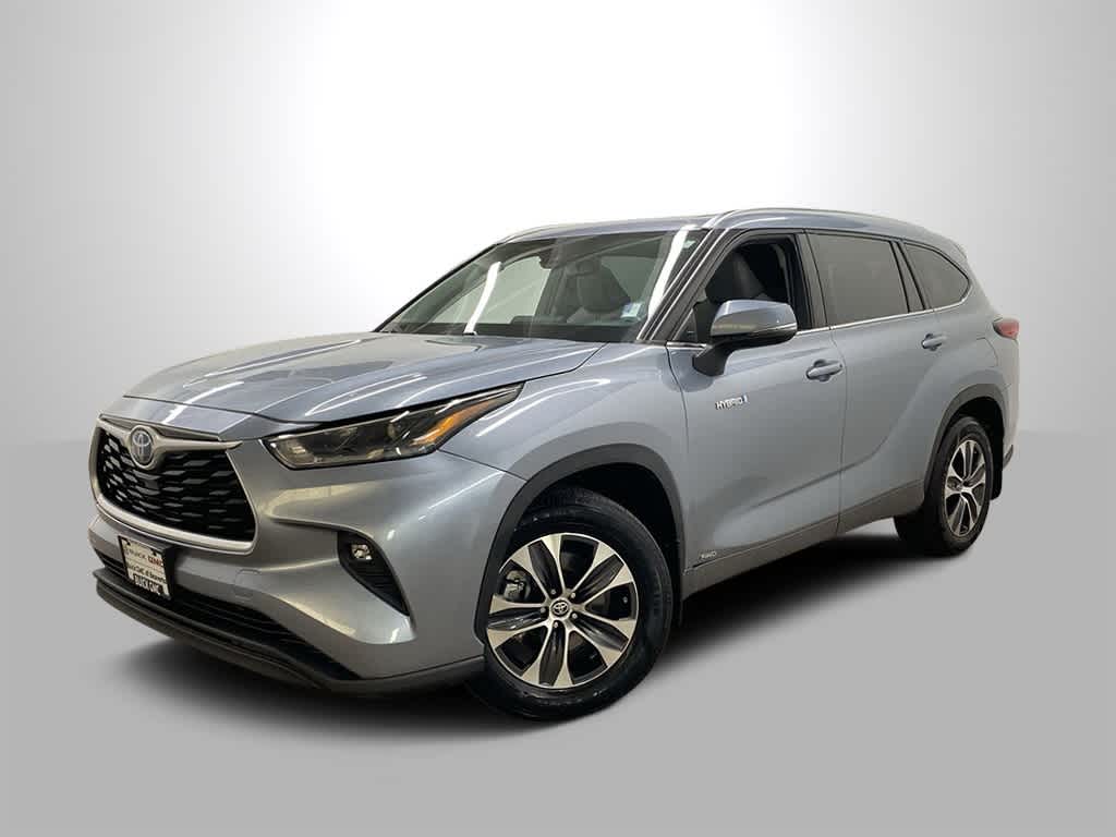 Thumbnail: 2021 Toyota Highlander - 1