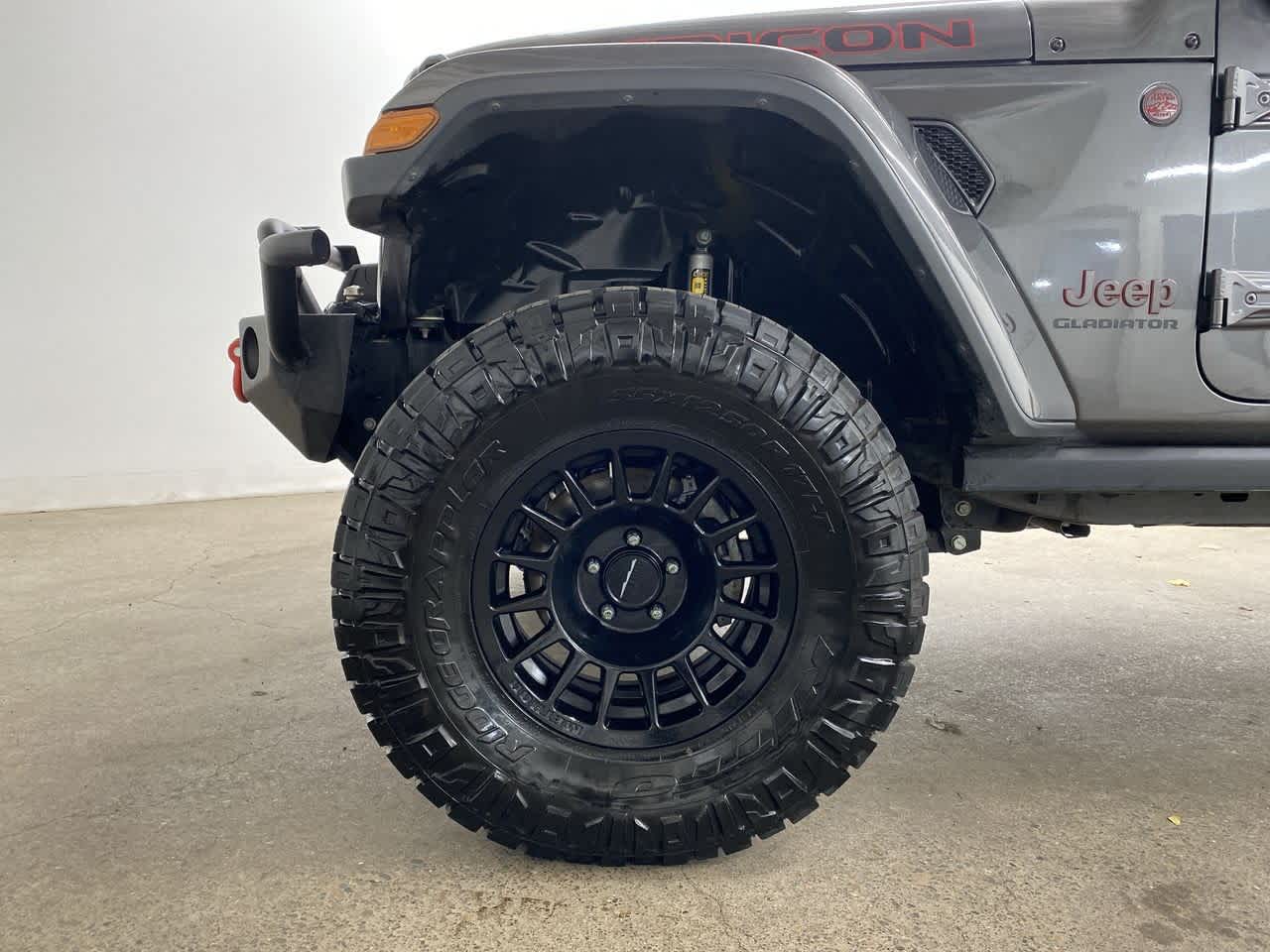 Thumbnail: 2020 Jeep Gladiator - 12