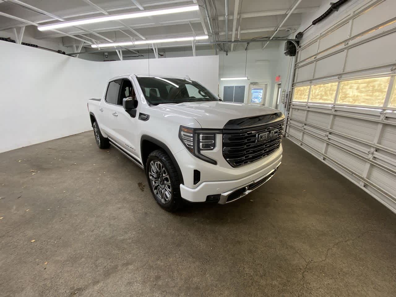 Thumbnail: 2024 GMC Sierra 1500 - 8