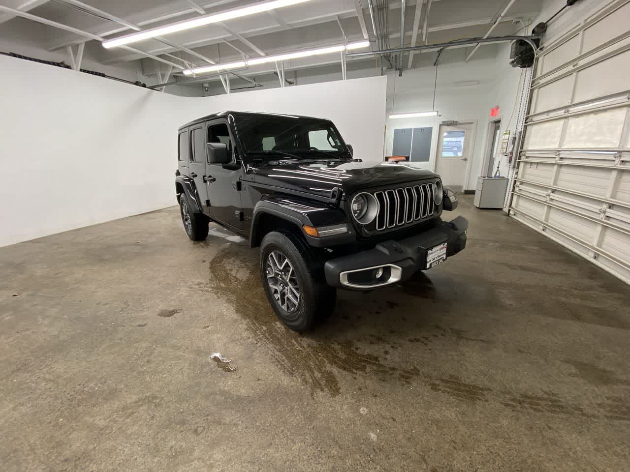 Thumbnail: 2025 Jeep Wrangler - 8