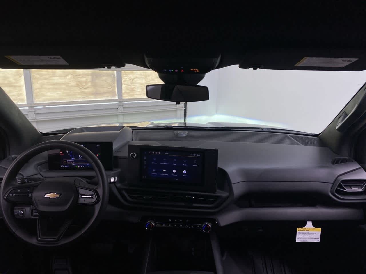 Thumbnail: 2024 Chevrolet Silverado EV - 12