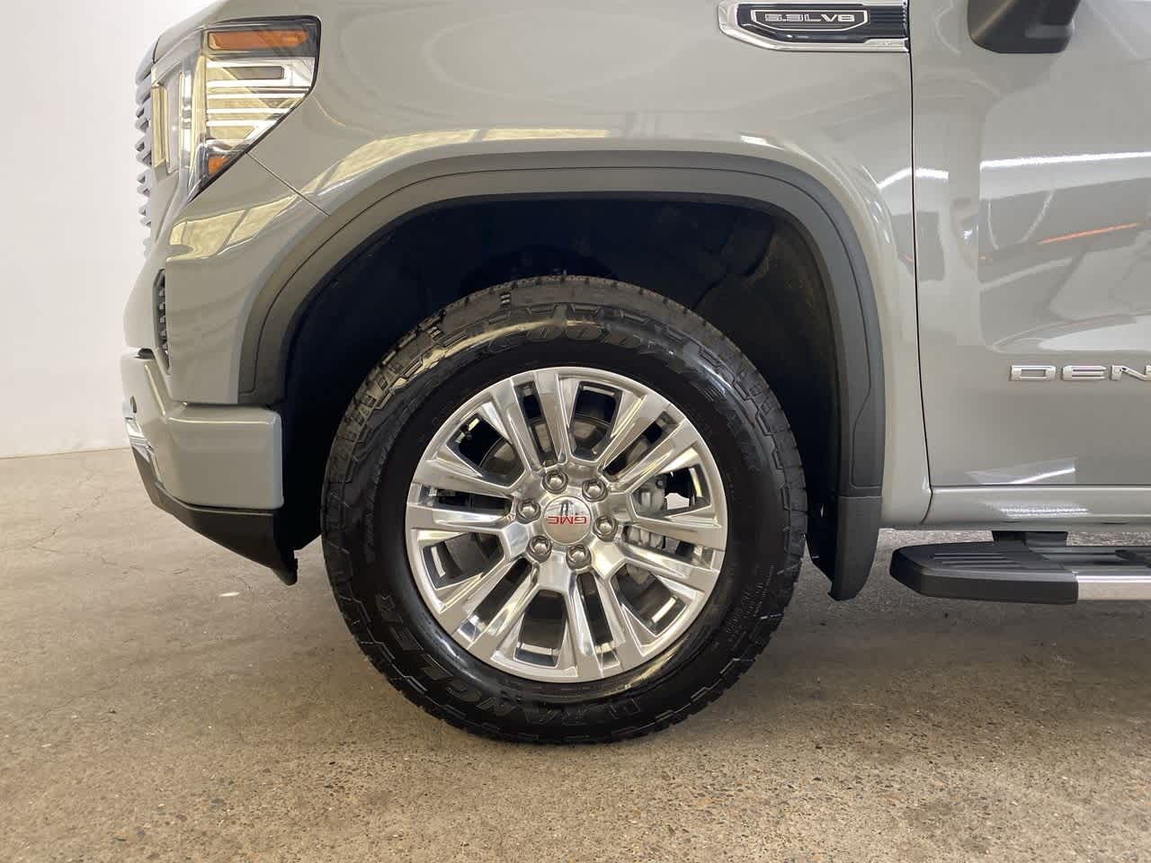 Thumbnail: 2025 GMC Sierra 1500 - 11