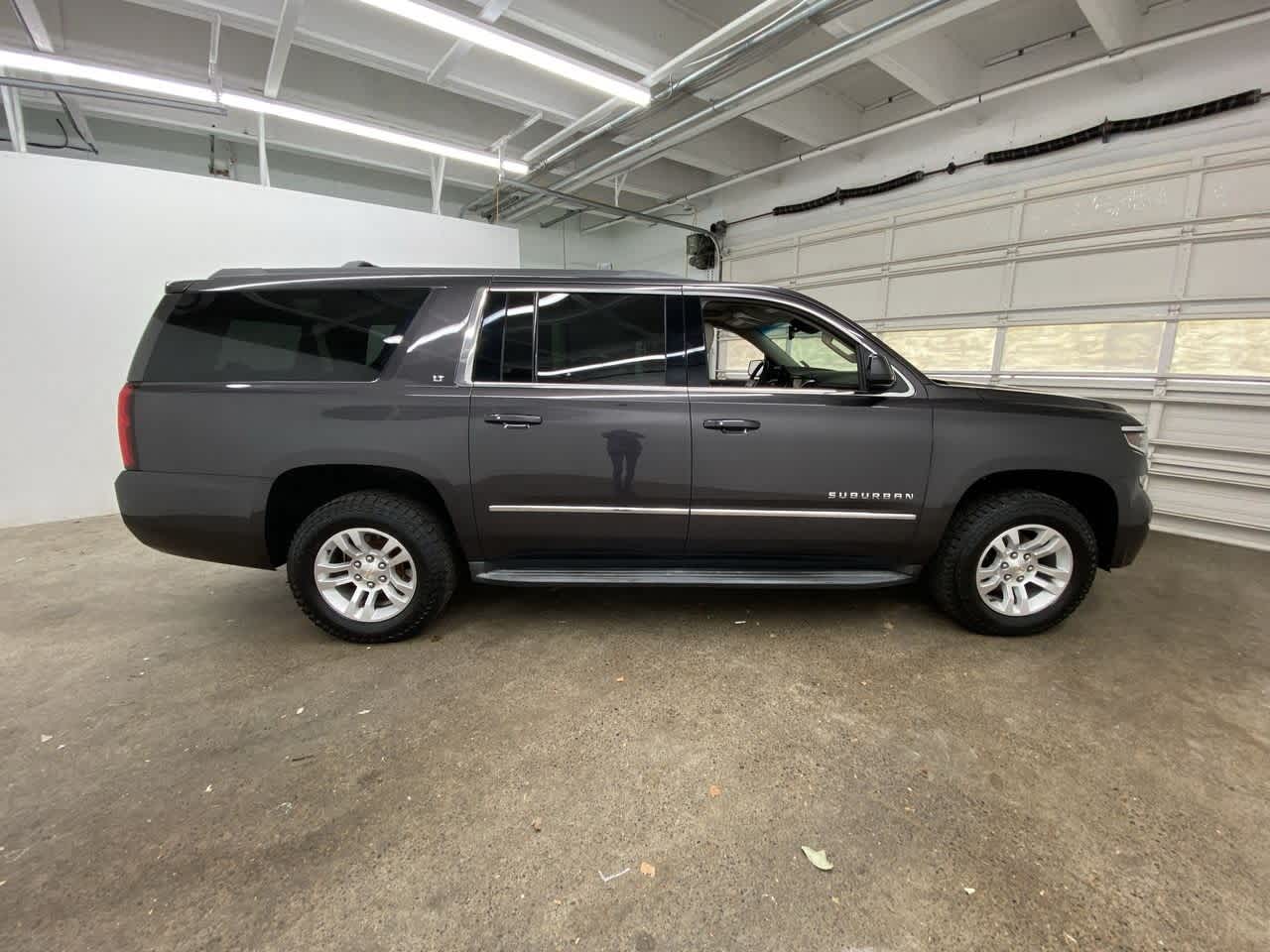 Thumbnail: 2015 Chevrolet Suburban - 7