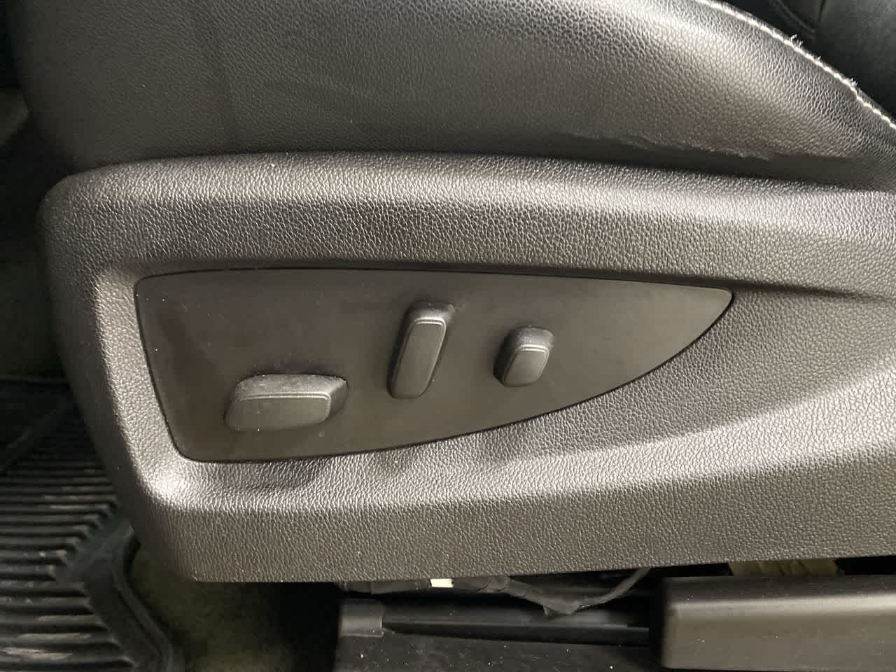 Thumbnail: 2015 Chevrolet Silverado 1500 - 14