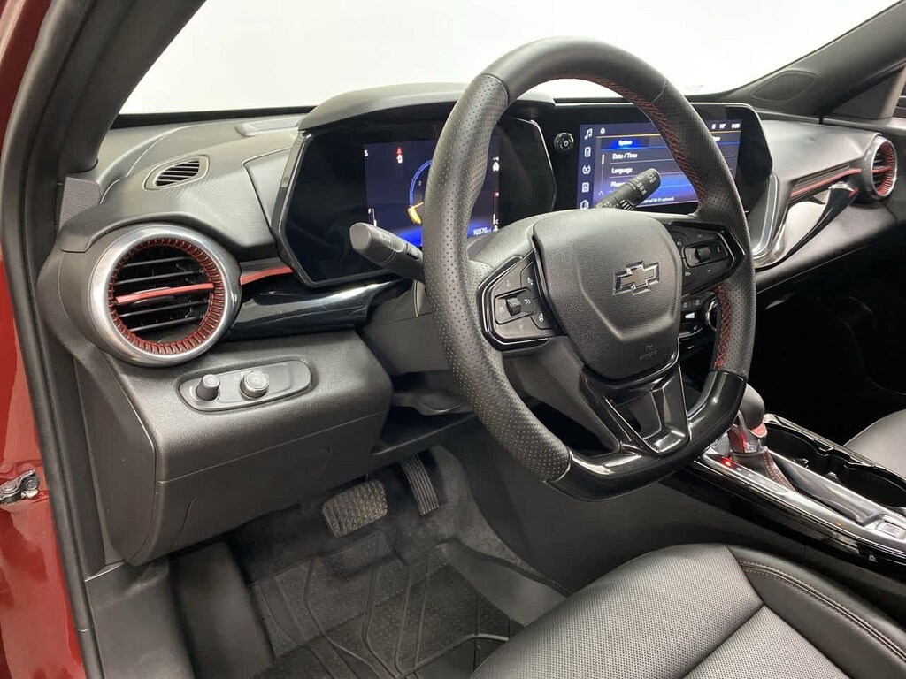 Used 2024 Chevrolet Trax 2RS SUV