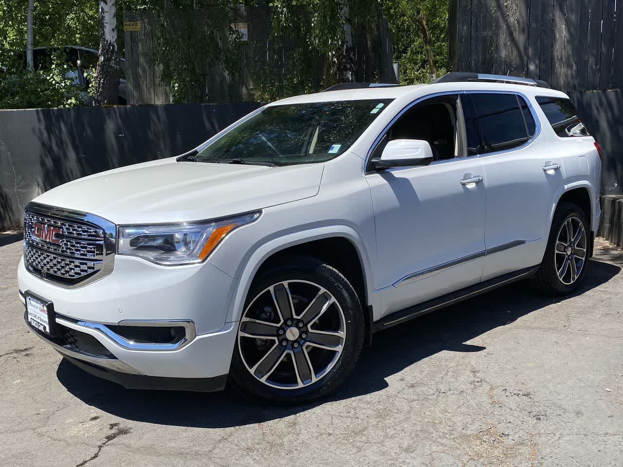 Thumbnail: 2017 GMC Acadia - 1