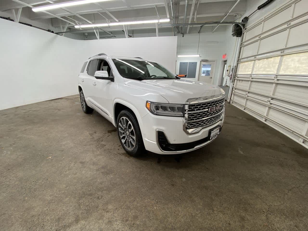 Thumbnail: 2022 GMC Acadia - 8