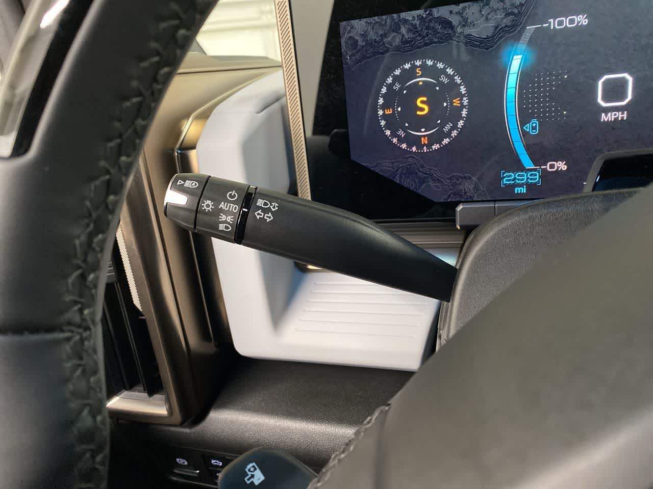 Thumbnail: 2024 GMC Hummer EV - 23