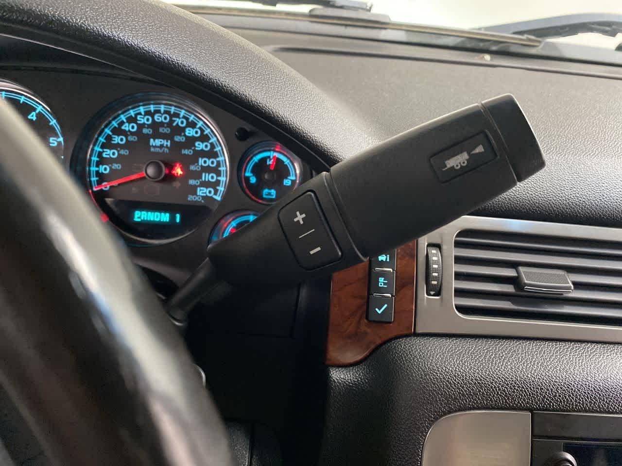 Thumbnail: 2010 GMC Sierra 2500 - 25