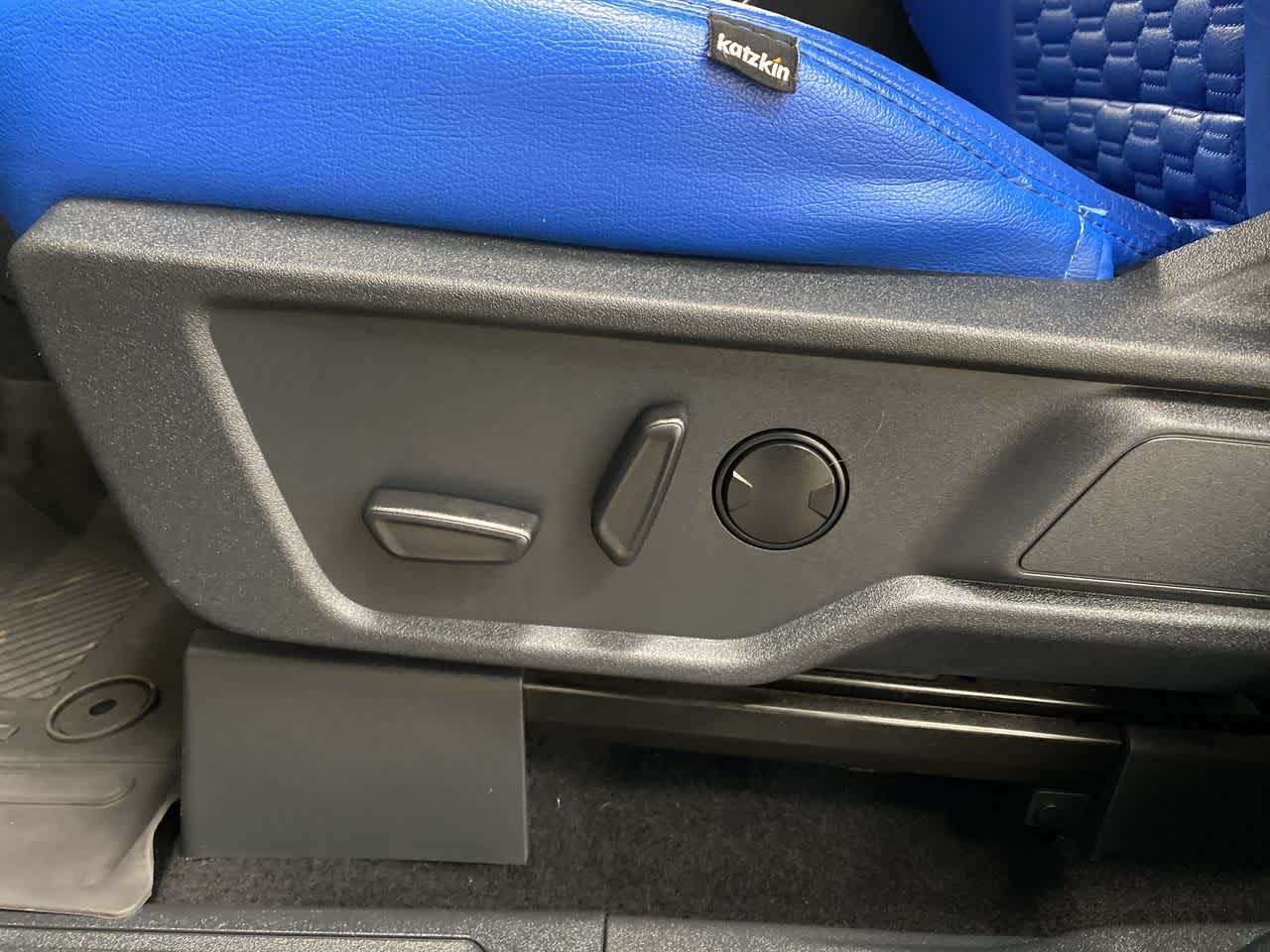 Thumbnail: 2021 Ford Bronco - 15