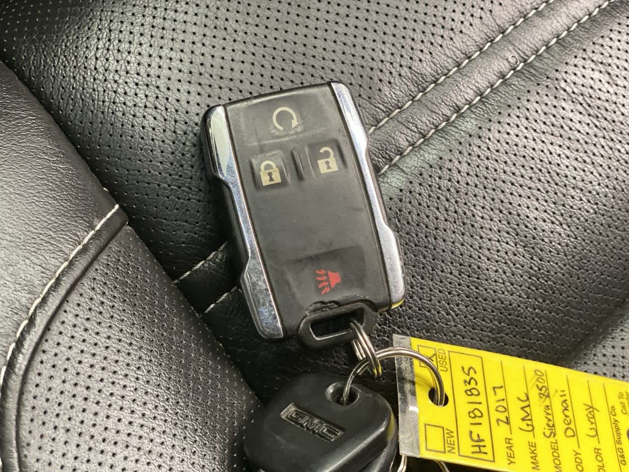 Thumbnail: 2017 GMC Sierra 2500 - 27