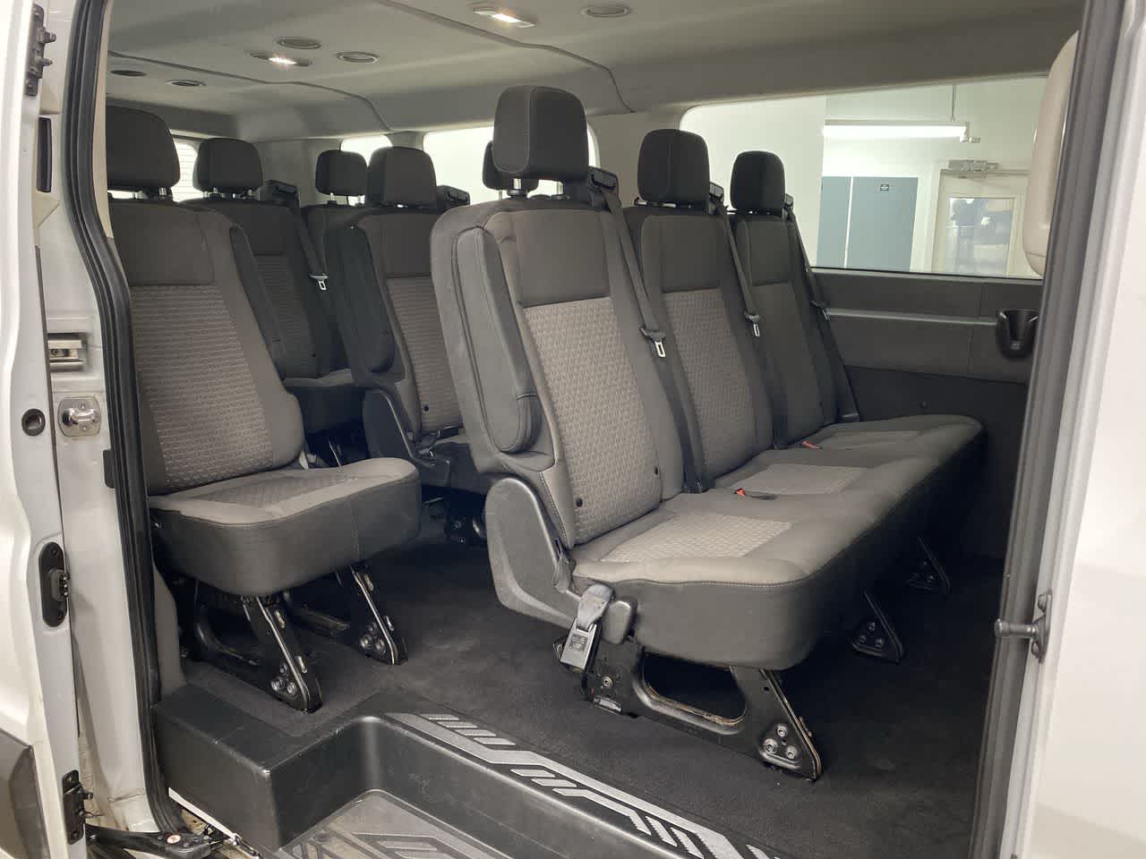 Thumbnail: 2023 Ford Econoline - 17