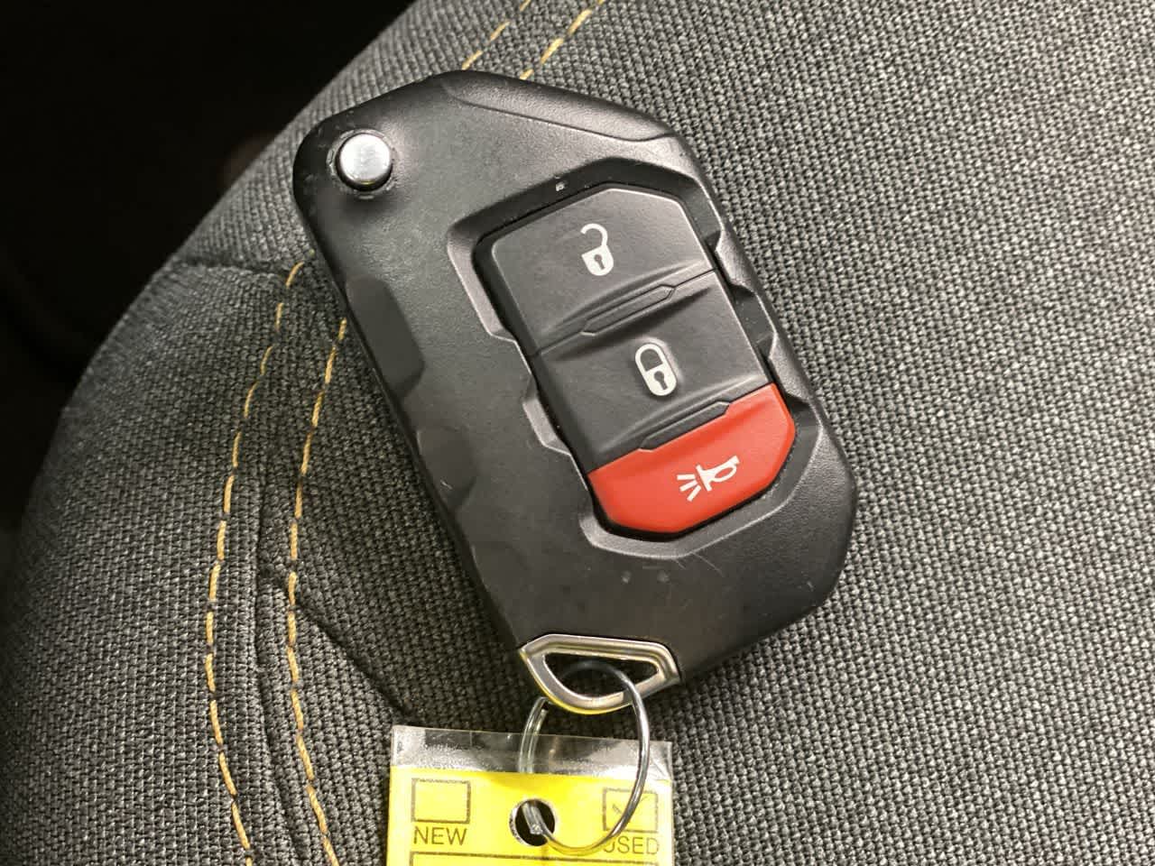 Thumbnail: 2025 Jeep Wrangler - 28