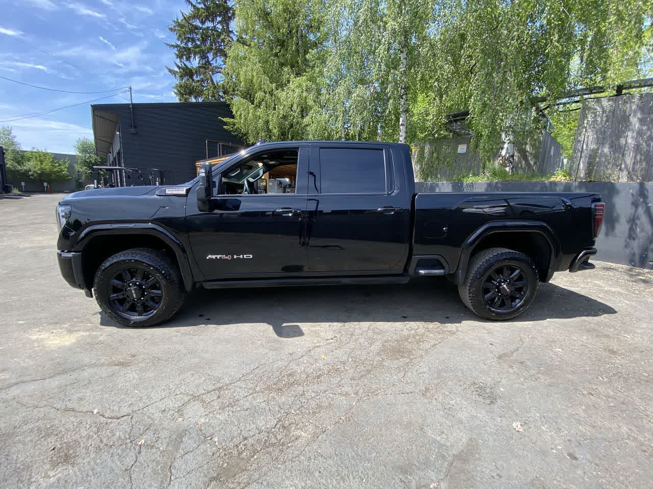 Thumbnail: 2024 GMC Sierra 2500 - 3