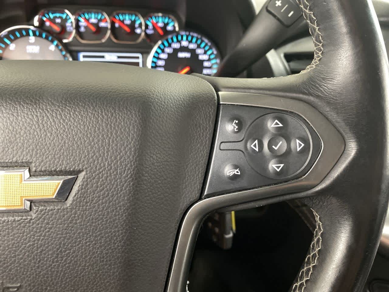 Thumbnail: 2018 Chevrolet Suburban - 22