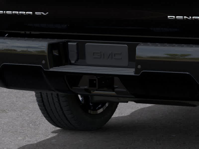 2025 GMC Sierra EV Denali 14