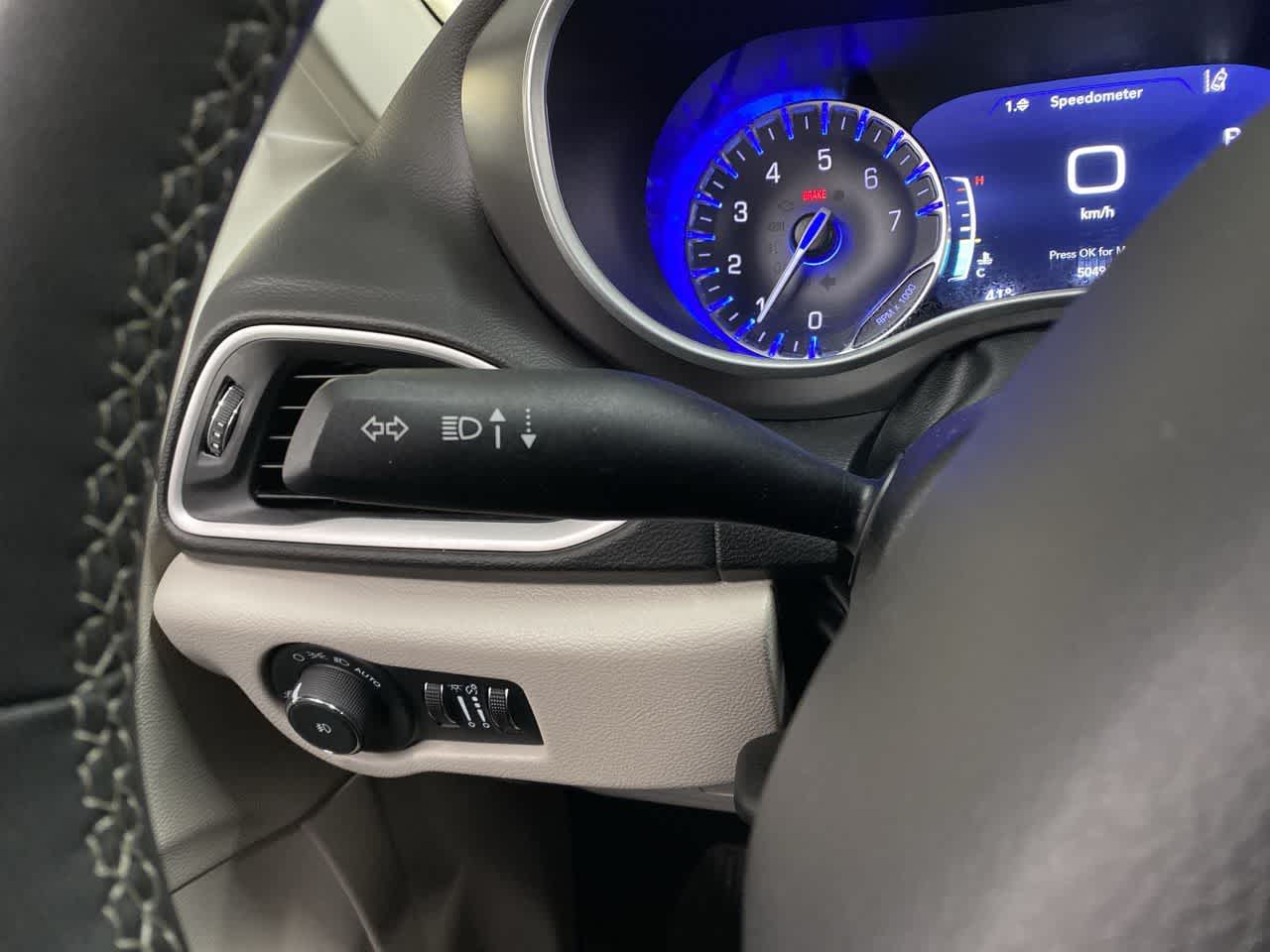 Thumbnail: 2024 Chrysler Pacifica - 23