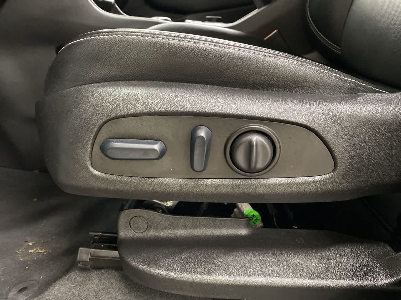 Thumbnail: 2023 GMC Terrain - 15