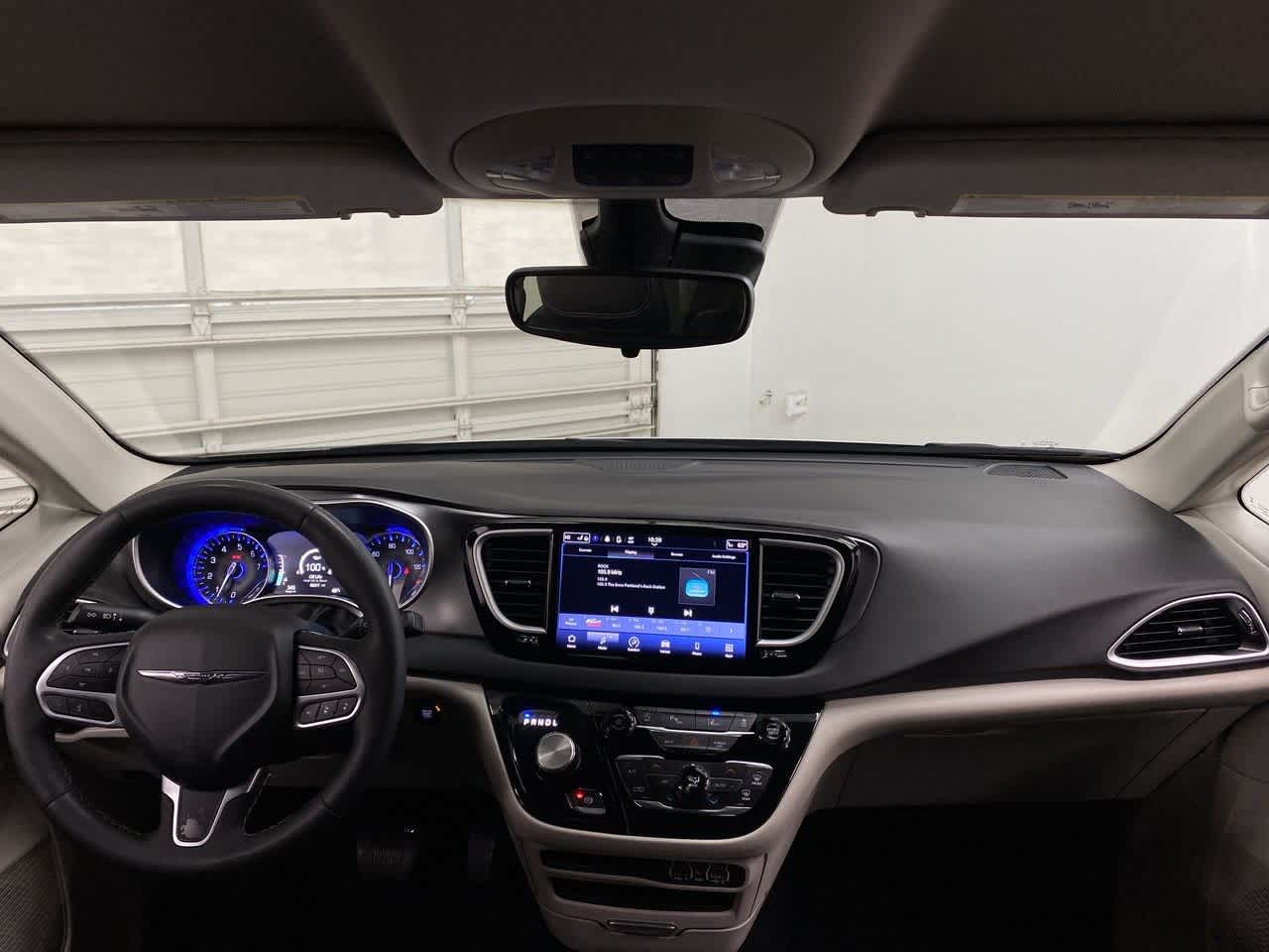 Thumbnail: 2024 Chrysler Pacifica - 12