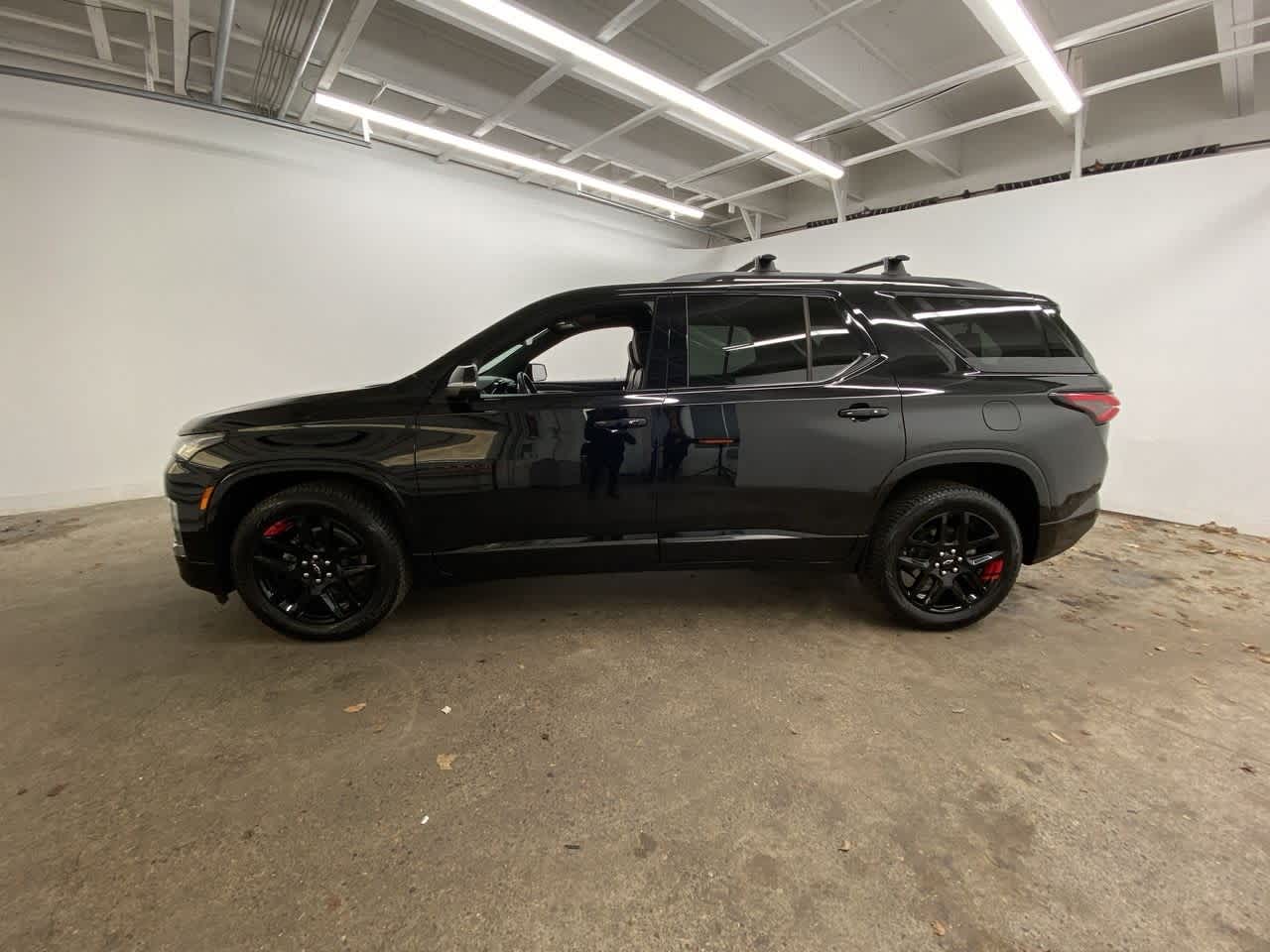 Thumbnail: 2024 Chevrolet Traverse - 3