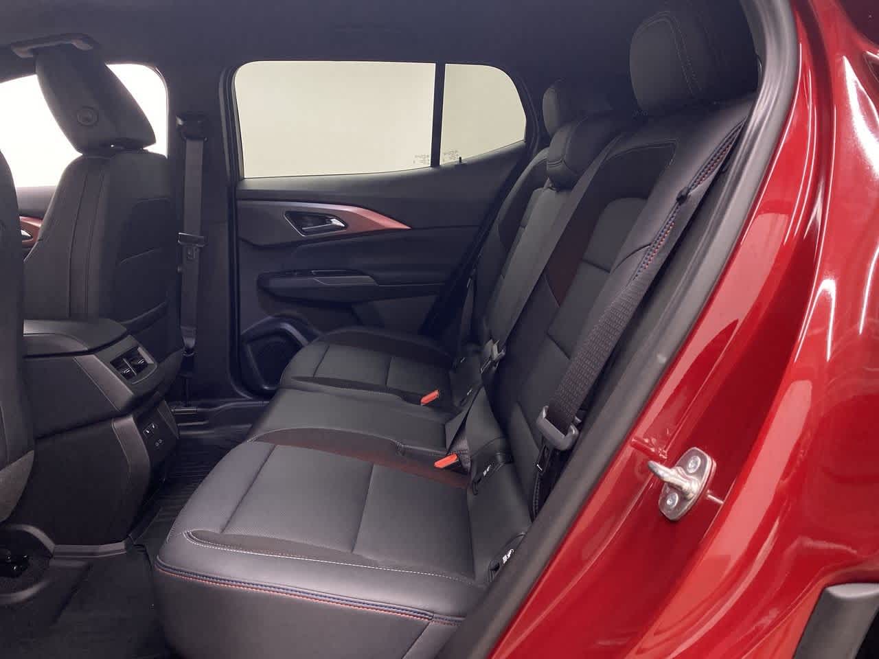 Thumbnail: 2024 Chevrolet Equinox - 18