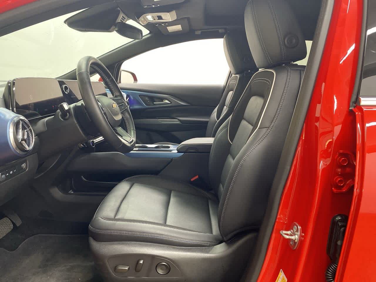 Thumbnail: 2024 Chevrolet Equinox - 14