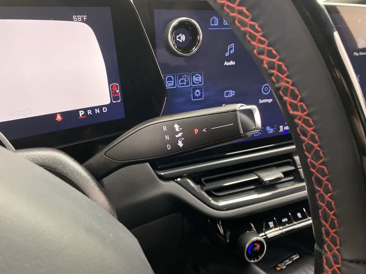 Thumbnail: 2025 Chevrolet Equinox - 25