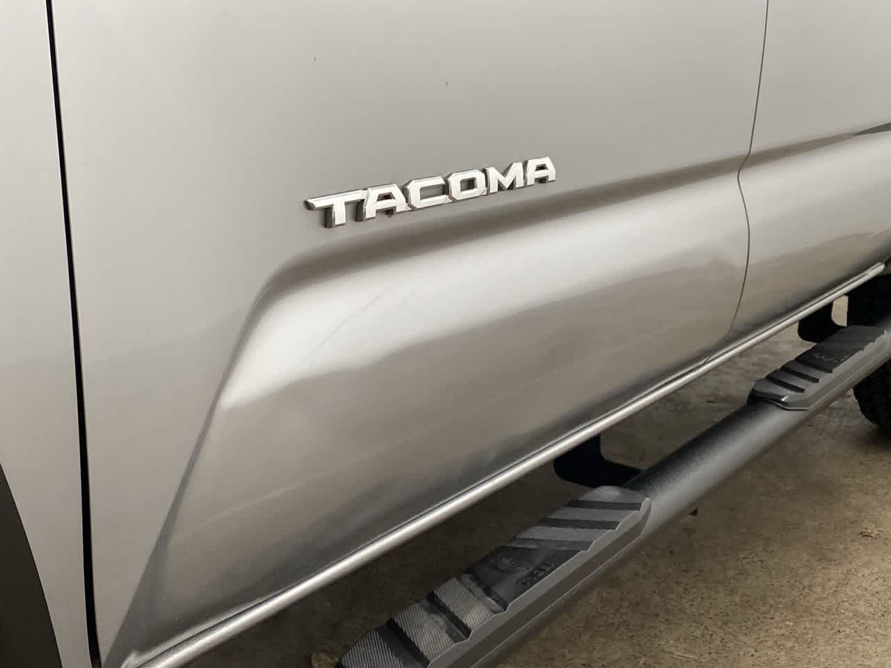 Thumbnail: 2021 Toyota Tacoma - 37