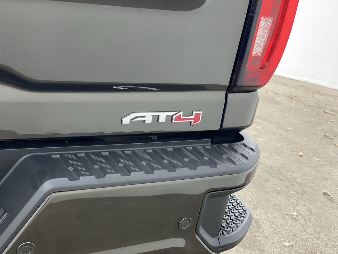 Thumbnail: 2022 GMC Sierra 2500 - 10