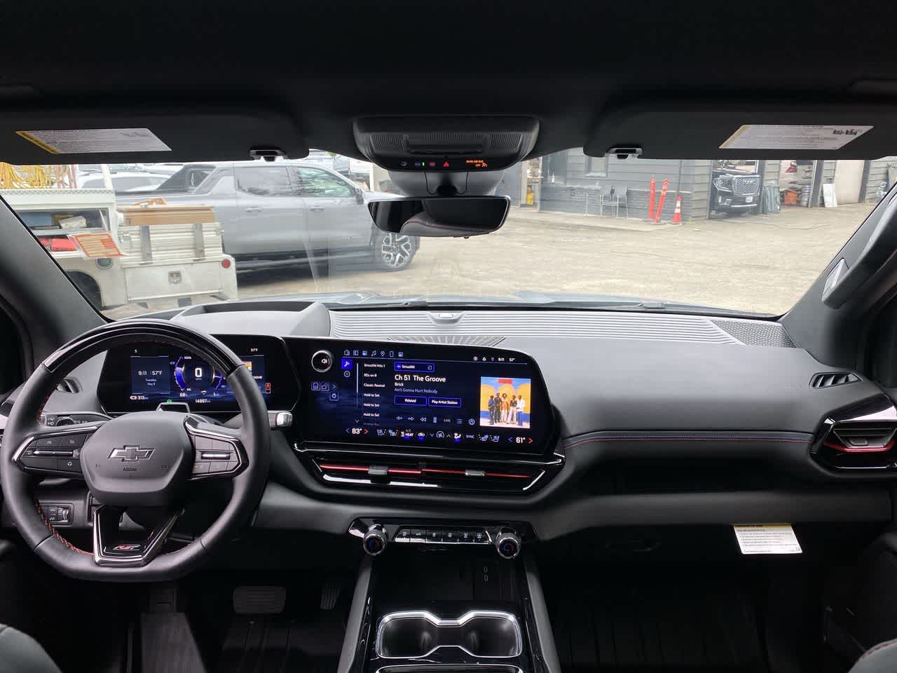 Thumbnail: 2025 Chevrolet Silverado EV - 12