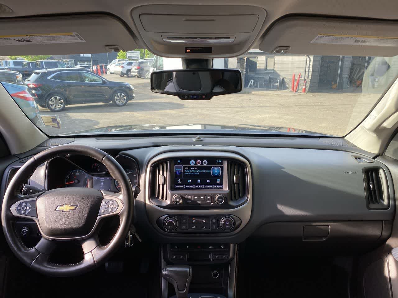 Thumbnail: 2015 Chevrolet Colorado - 12